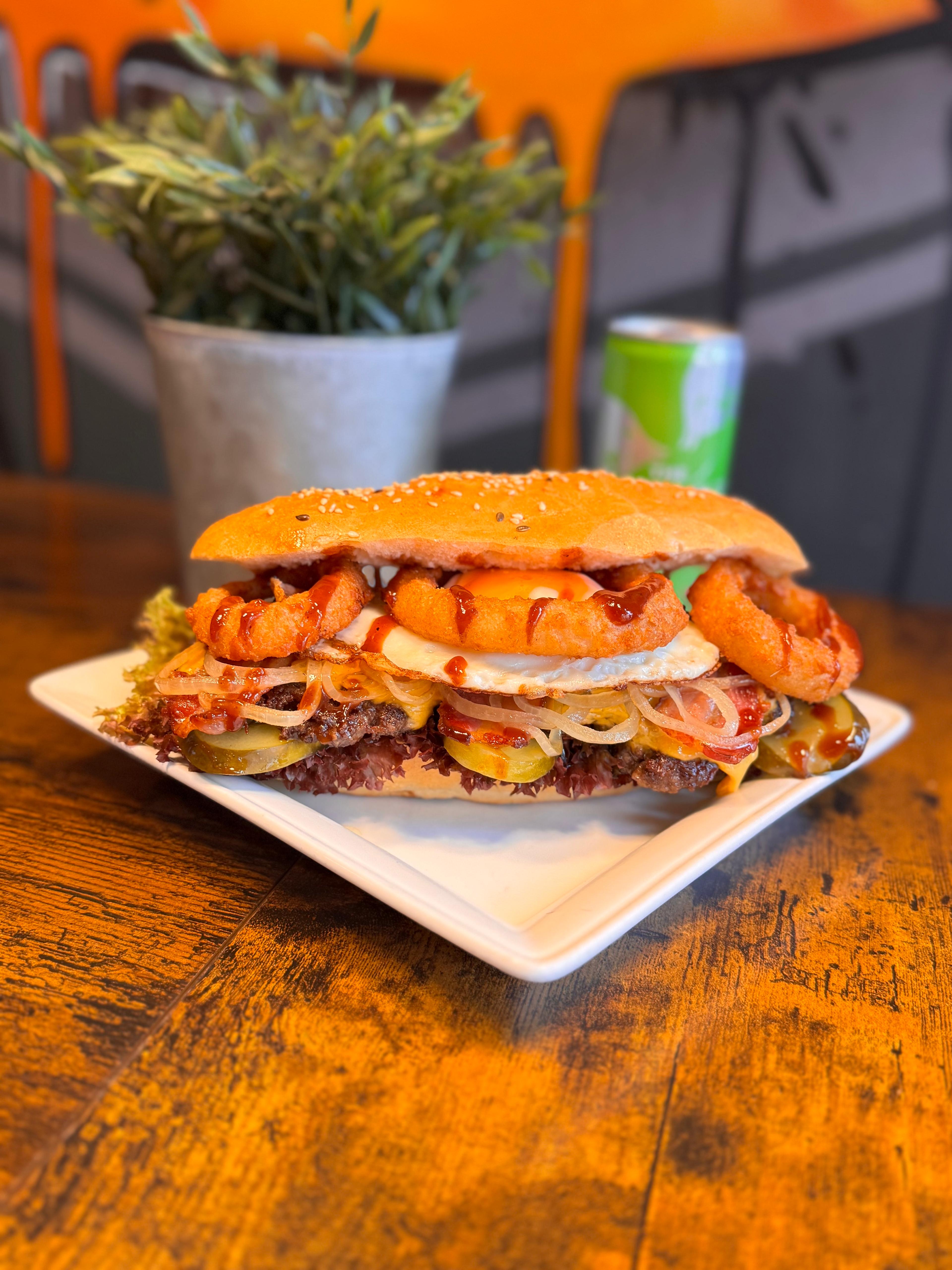 Long Western BBQ Burger